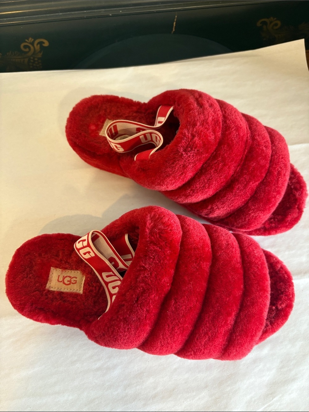 UGG Scarlet Plush Slides